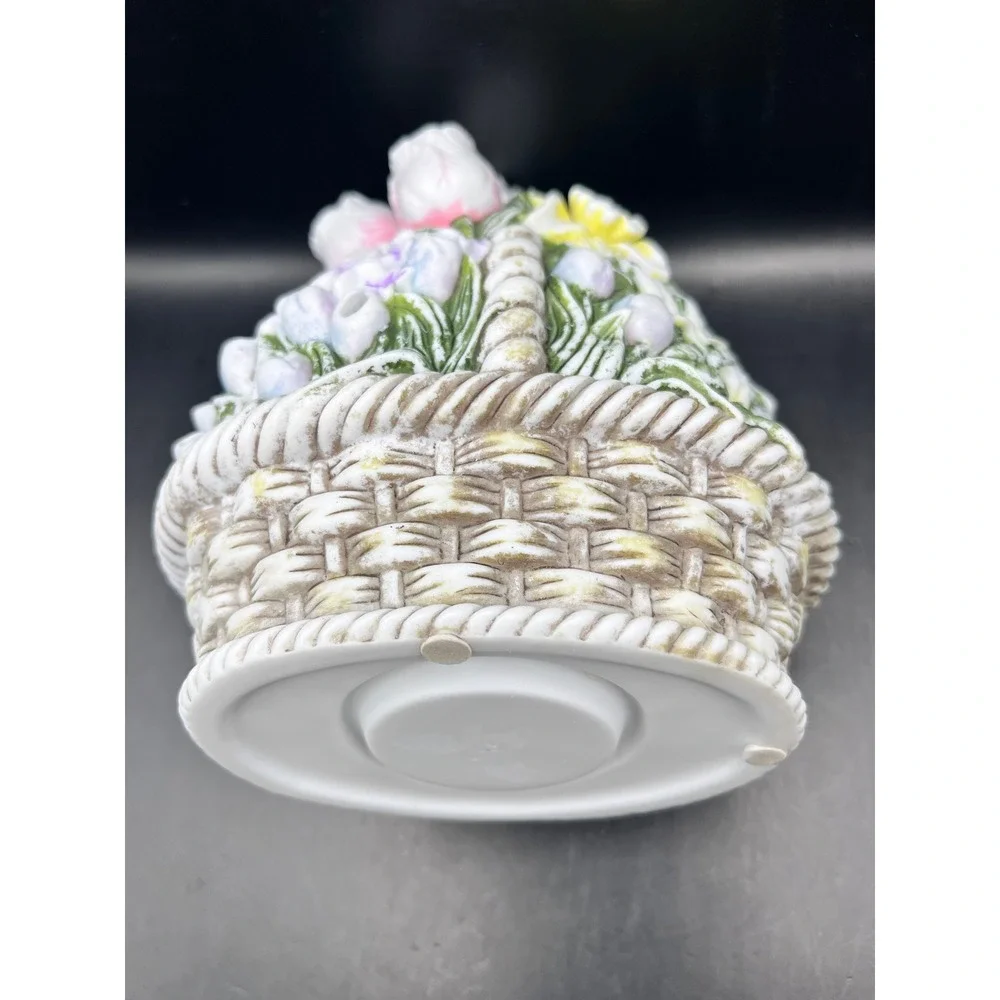 Vtg Partylite Ceramic Flower Basket Candle‎ Holder Spring Tulips Daffodils 8